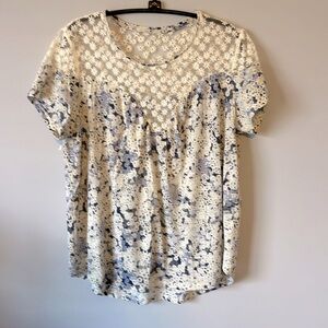 Self CrazyDaisy Floral Lace Top